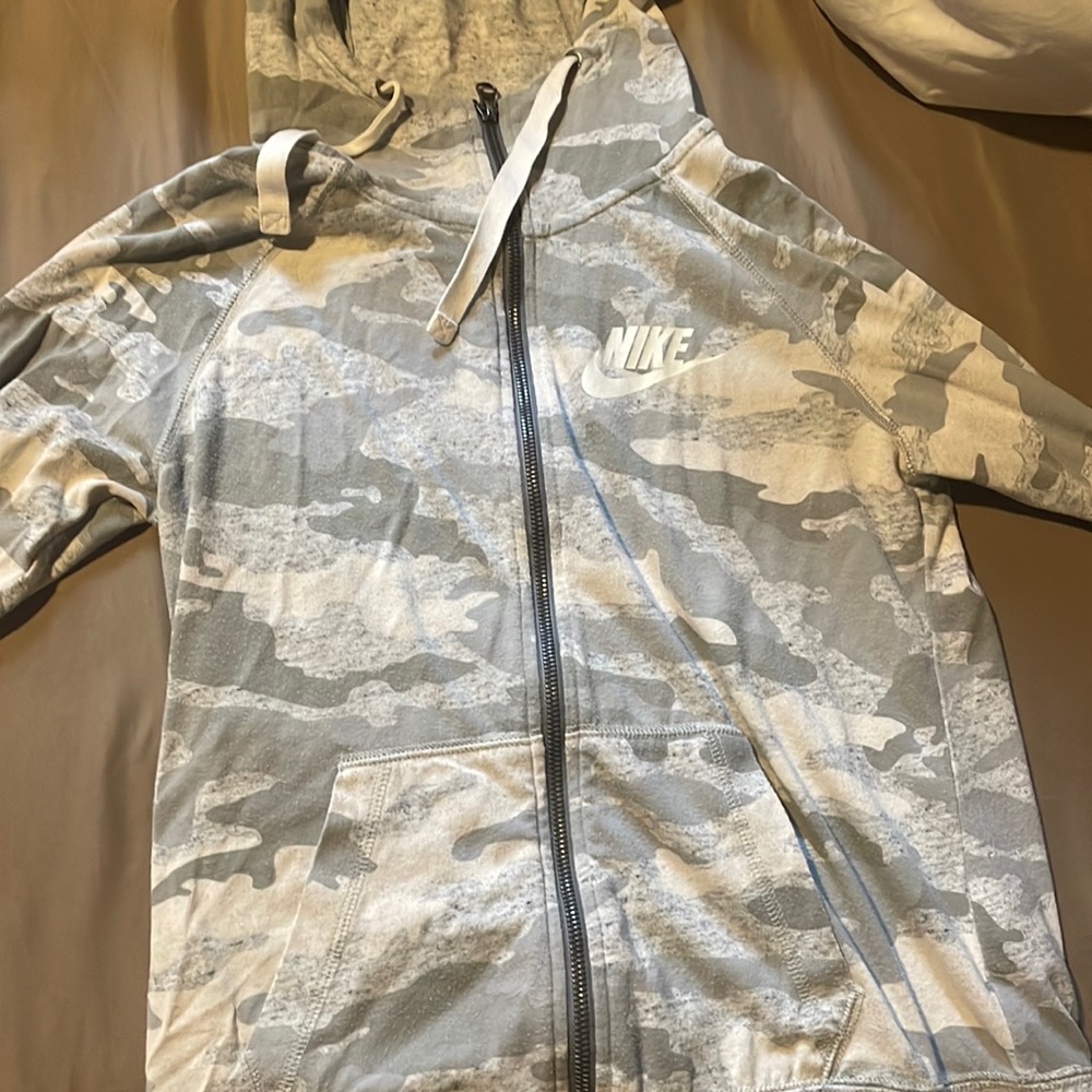 Camouflage Nike Zip Up